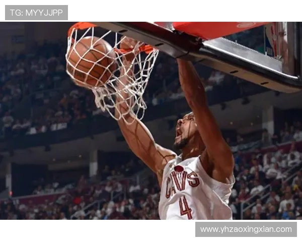 2017季后赛骑士与猛龙第二场激战回顾与精彩瞬间分析